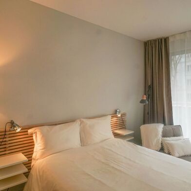 Appartement 1 pièces 1300 €