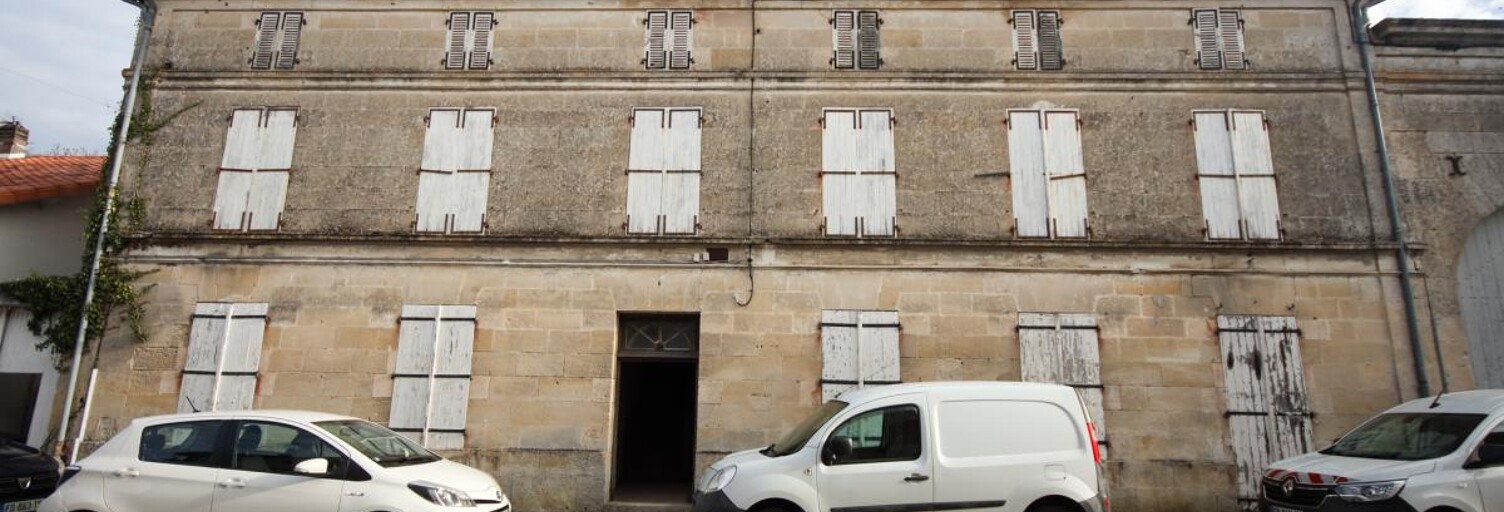 Maison  174 m² à vendre à Roullet-Saint-Estèphe (16440)