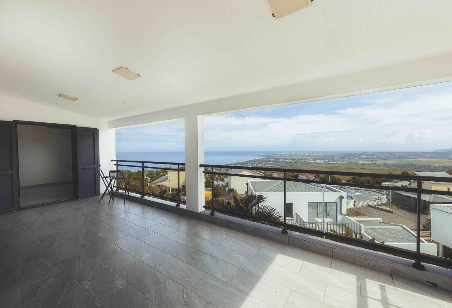 VILLA T5 | VUE OCEAN | DEPENDANCE | PISCINE — photo 1