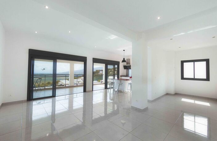 VILLA T5 | VUE OCEAN | DEPENDANCE | PISCINE — photo 3