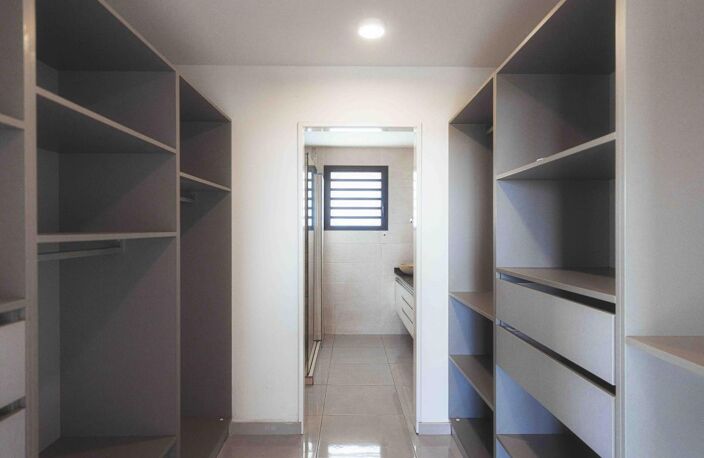 VILLA T5 | VUE OCEAN | DEPENDANCE | PISCINE — photo 4