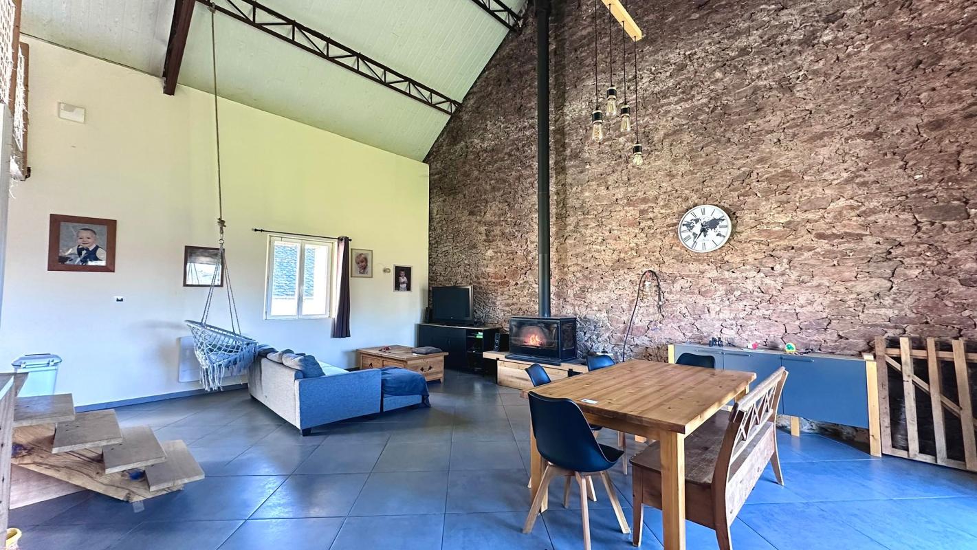 Villa / Maison  T8 à vendre Manhac 12160