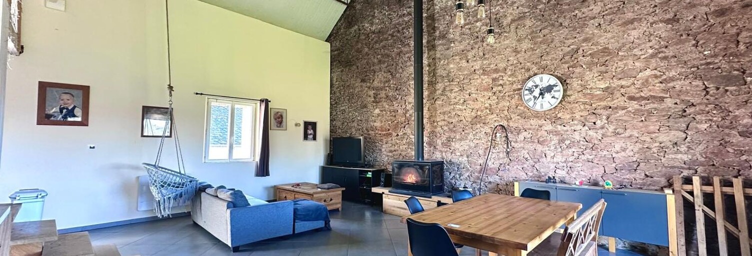 Maison 8 Pièces 233 m² à vendre à Manhac (12160)