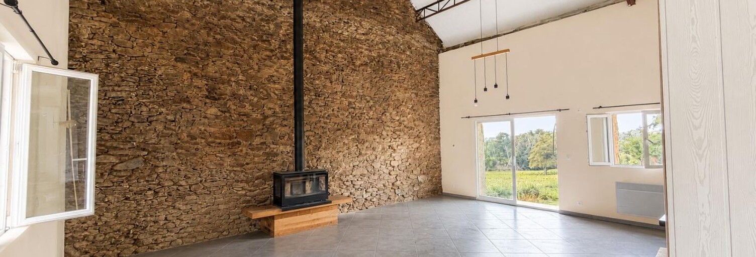 Maison 8 Pièces 233 m² à vendre à Manhac (12160)