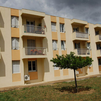 Appartement 4 pièces 579 €