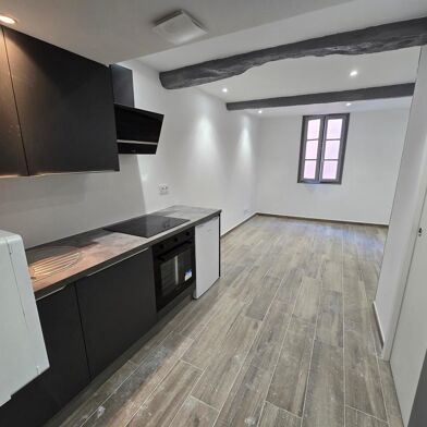 Appartement 1 pièces 560 €