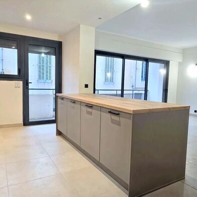 Appartement 5 pièces 425000 €