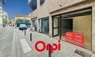 Commerce  17 m² à louer à Bandol (83150)