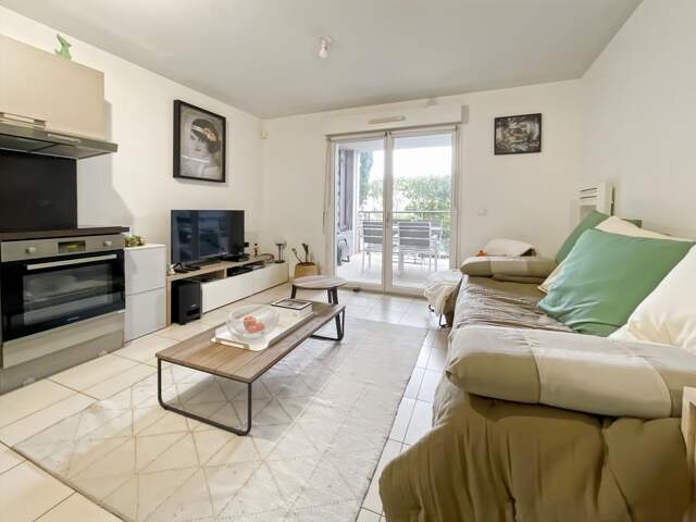 Appartement À Vendre Studio 23,80 m² — photo du bien
