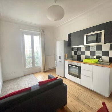 Appartement 2 pièces 870 €