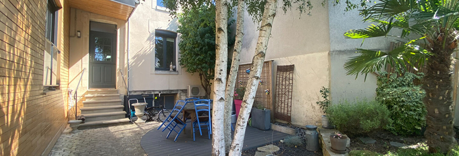 Maison 6 Pièces 136 m² à vendre à Tours (37000)