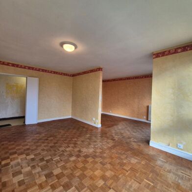 Appartement 4 pièces 77000 €