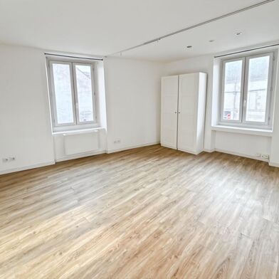 Appartement 1 pièces 440 €
