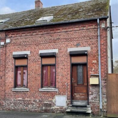 Maison 5 pièces 53990 €