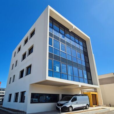 Immeuble  352800 €