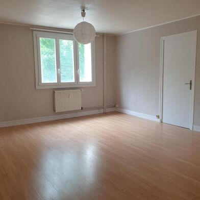 Appartement 2 pièces 590 €