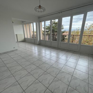 Appartement 4 pièces 675 €