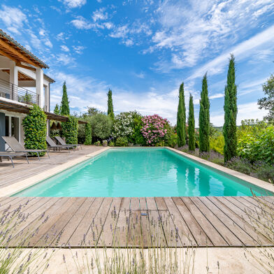 Maison 16 pièces 1095000 €