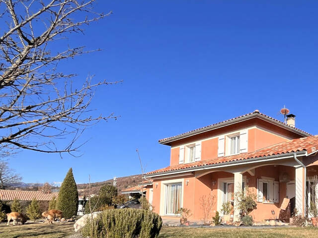 Maison Laragne Monteglin 6 pièce(s) 145 m2 — photo du bien
