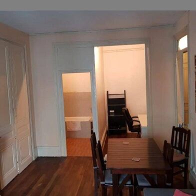 Appartement 2 pièces 851 €