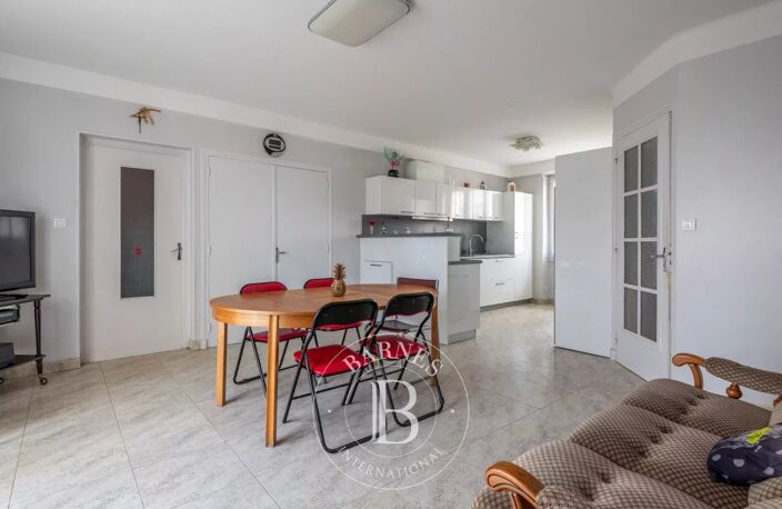 Feyzin - Propriété de caractère au sud de Lyon – 600 m² habitables - Parc paysagé de 5 143 m² - dépendances/garages — photo 5