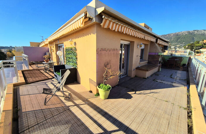 exceptionnel 3 pièces de 79 m2 et 63 m2 de terrasse en 8 èm — photo 3