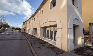 Commerce  43 m² à louer à Aubagne (13400)