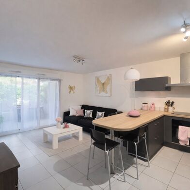 Appartement 4 pièces 399500 €