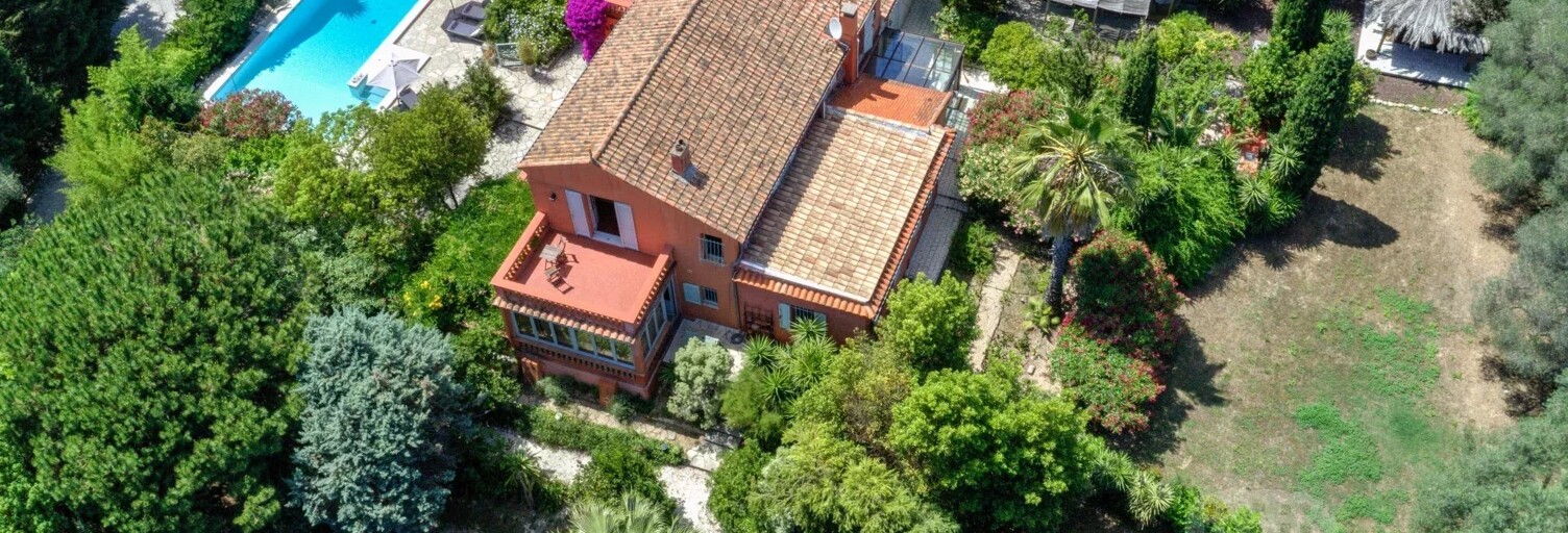 Maison 11 Pièces 267 m² à vendre à Antibes (06600)