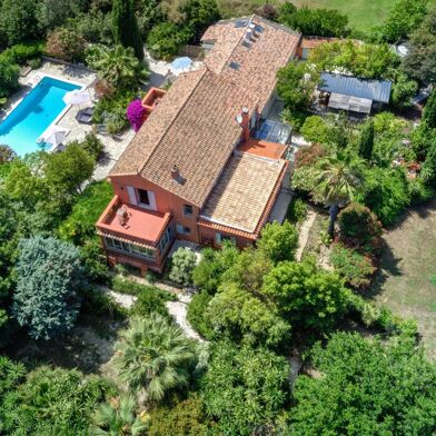 Maison 11 pièces 2495000 €