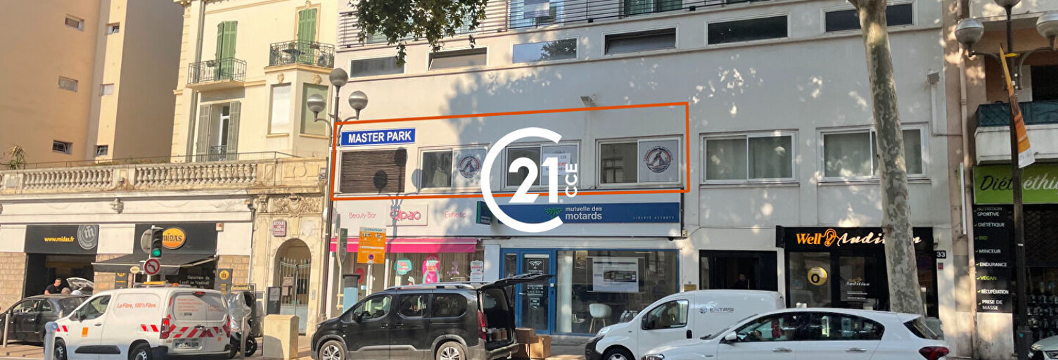 Bureau  120 m² à vendre à Cannes (06400)