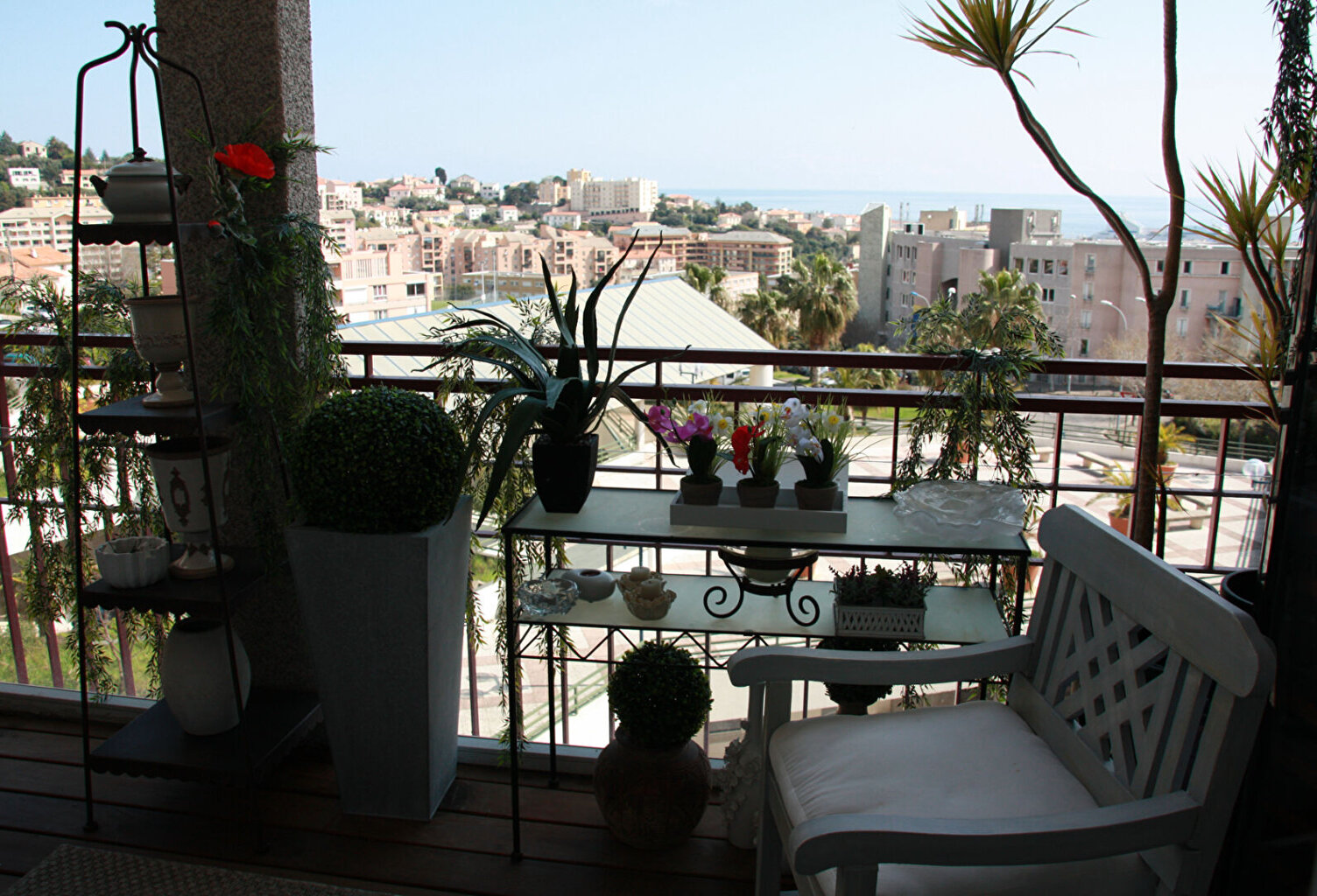 Bastia résidence 'Forum du Fango' très beau T4 de 100 m²  + terrasse + cave — photo 1