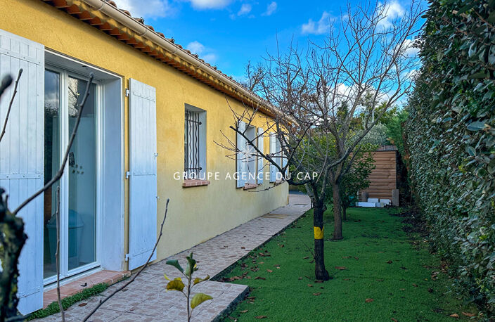 Villa à vendre avec 4 chambres piscine et car port, à Roquebrune sur Argens — photo 3