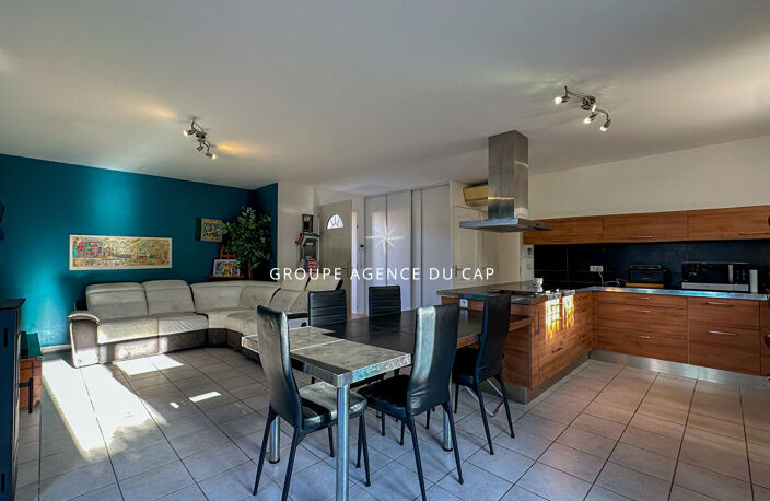 Villa à vendre avec 4 chambres piscine et car port, à Roquebrune sur Argens — photo 5