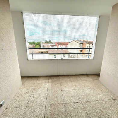 Appartement 3 pièces 795 €