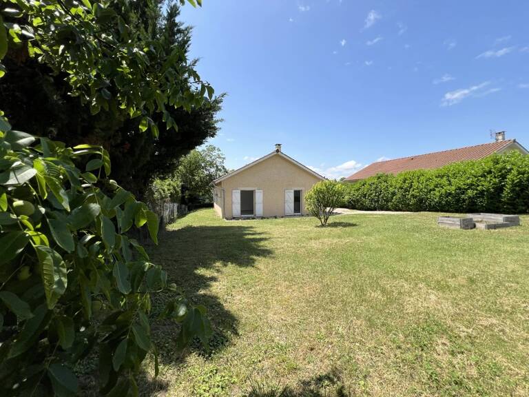 Maison de plain-pied à Bouvesse-Quirieu — photo 1