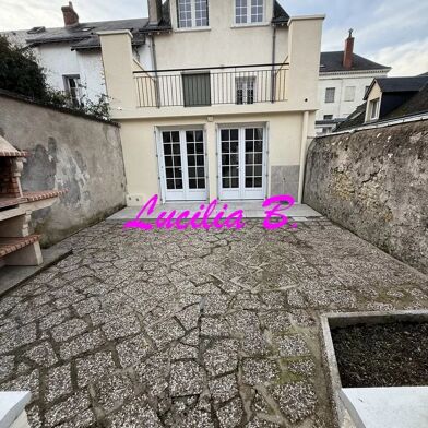 Maison 5 pièces 1200 €