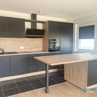 Appartement 3 pièces 940 €