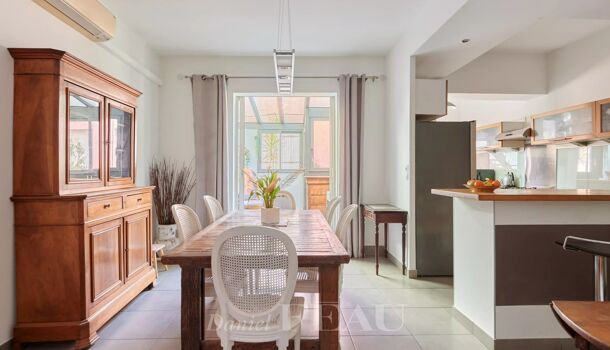 Villa / Maison 6 pièces  à vendre Marseille 5eme 13005