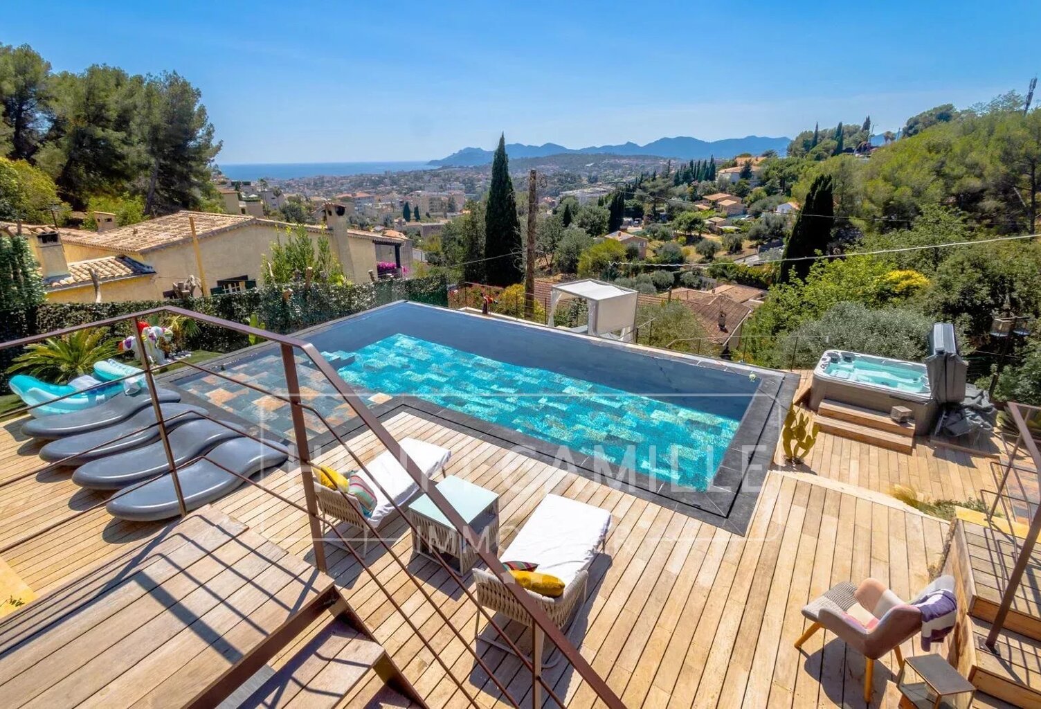 LE CANNET COLLINES VUE MER — photo 1