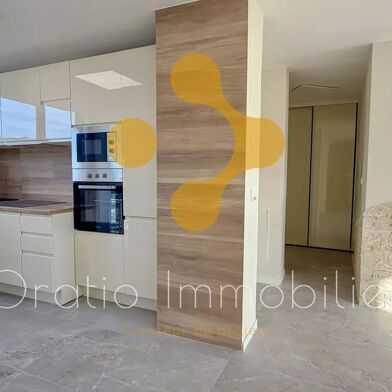 Appartement 4 pièces 241000 €