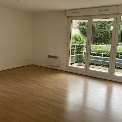 Appartement 3 pièces 965 €