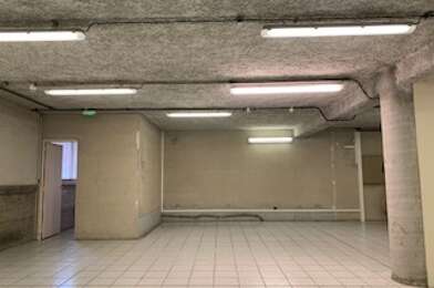 Local industriel  162600 €