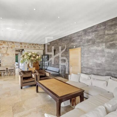 Maison 6 pièces 2150000 €