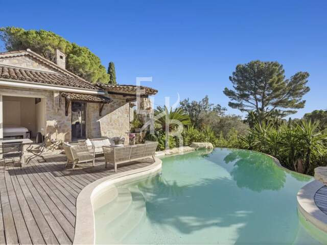 Authentique Villa Provençale avec Vue Mer – Mougins — photo du bien