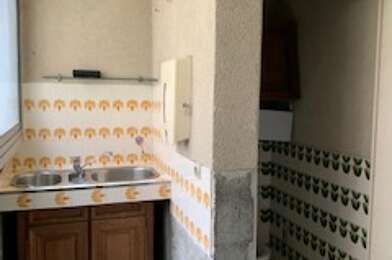 Local industriel  1500 €