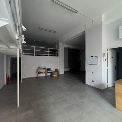 Commerce  464400 €