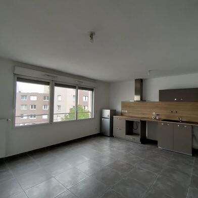 Appartement 1 pièces 553 €