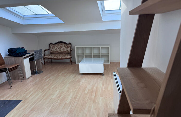 Coup de coeur assuré pour ce charmant refuge sous les toits de 48 m2! — photo 5