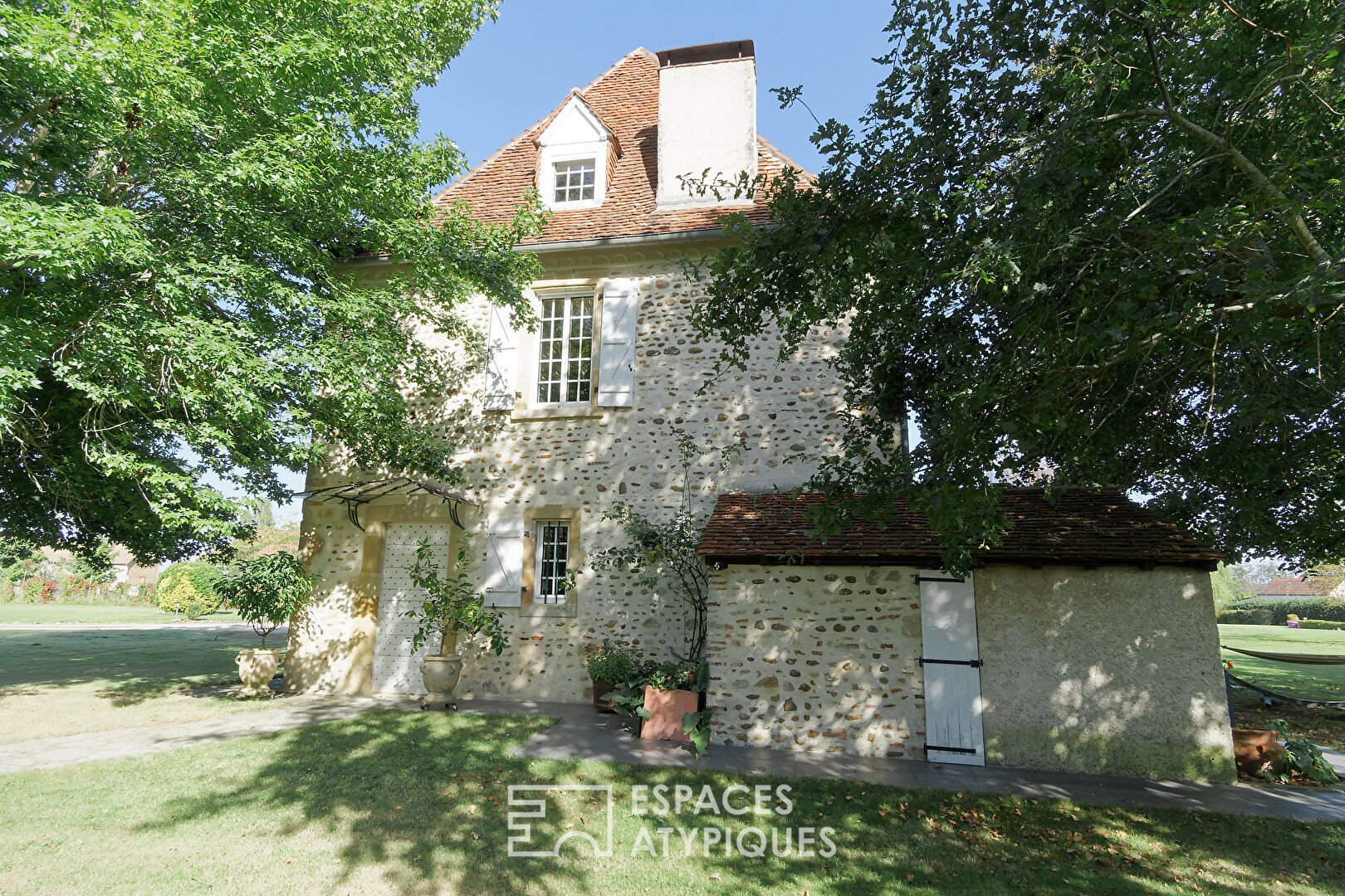 Villa / Maison  T8 à vendre Carrère 64160